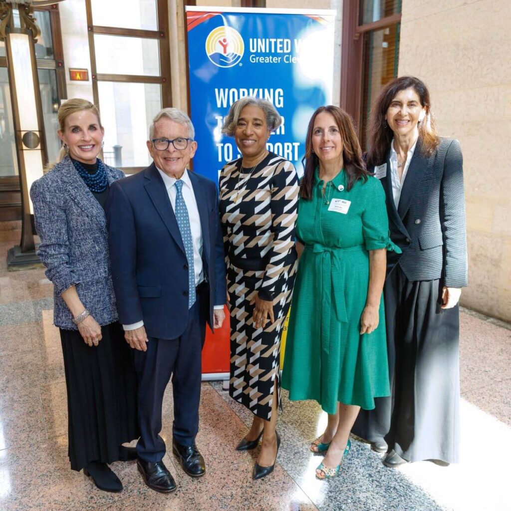 Governor Mike DeWine with united way leaders